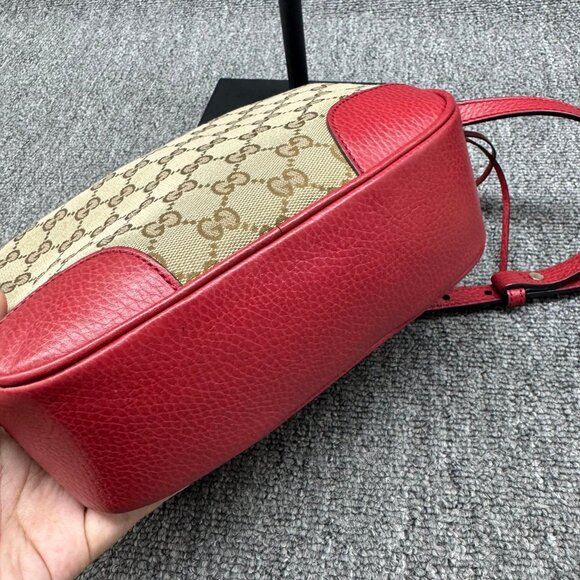 GUCCI Bree Leather Shoulder Bag 535-081525 - Picture 6 of 11